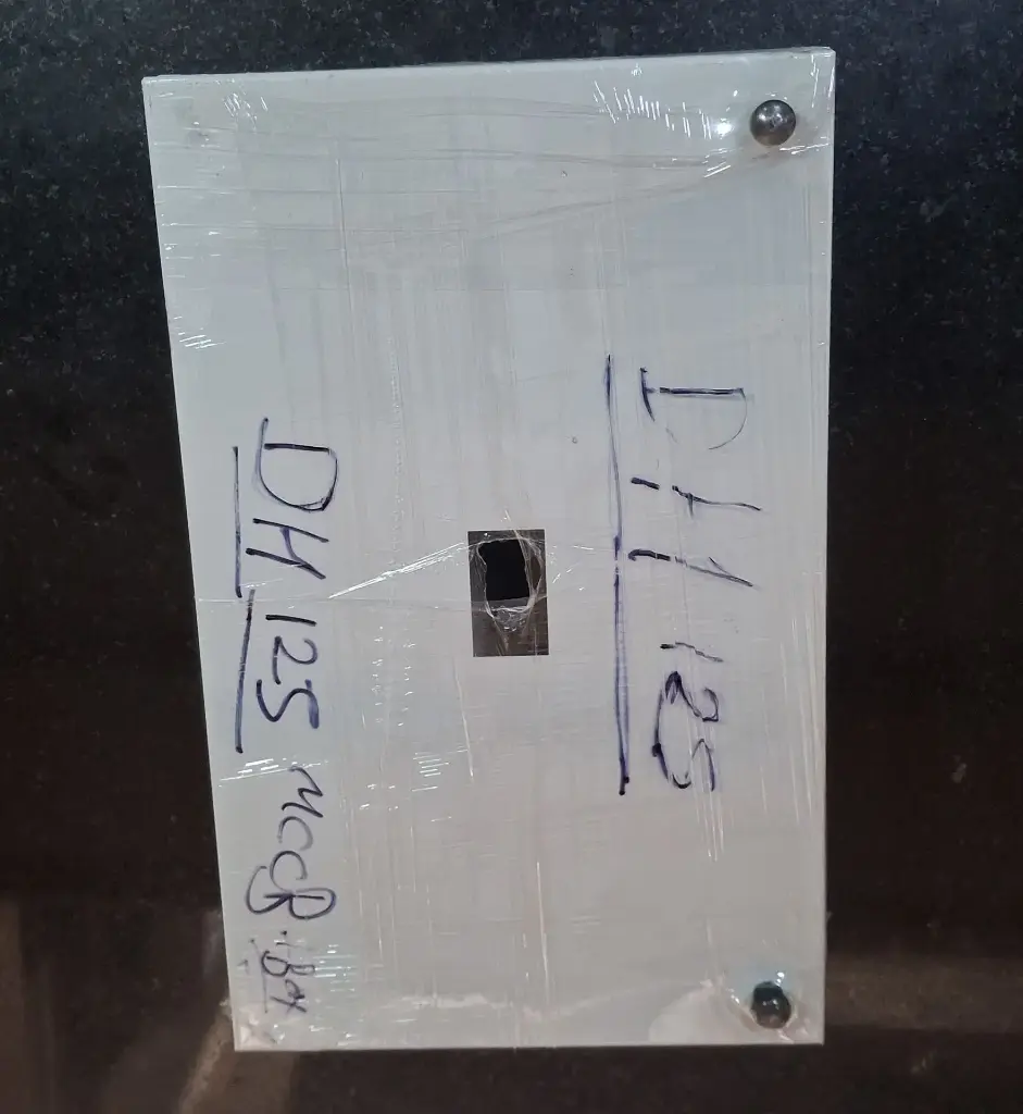 MCCB box ( Medium box size)