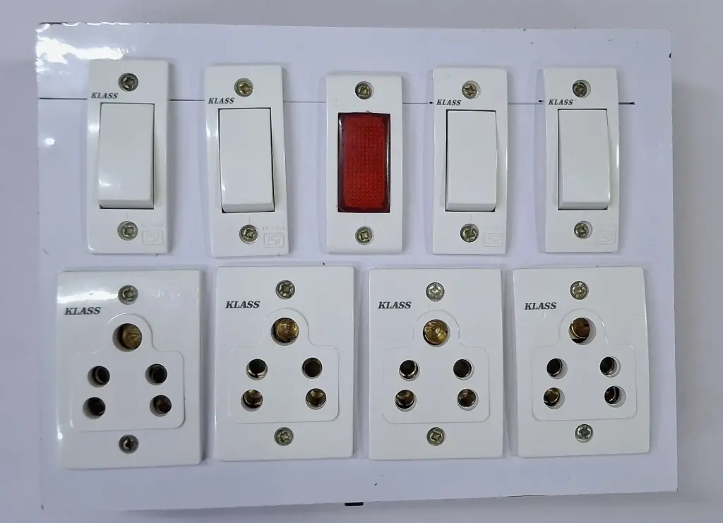 [KL4+4-6A] 4+4  switch board