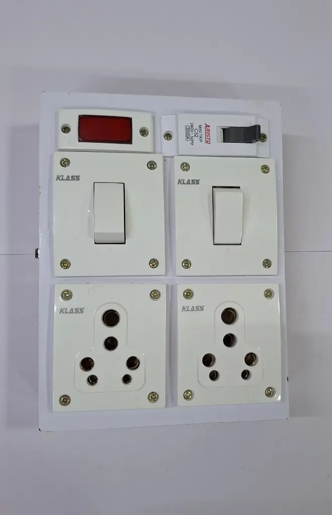 2+2 (16A) switch board